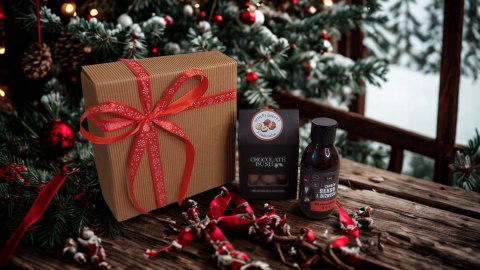 Mini zestaw box prezentowy dla mężczyzny kosmetyki orzechy