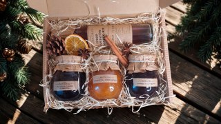 Świąteczny Kosz prezentowy box syrop konfitury