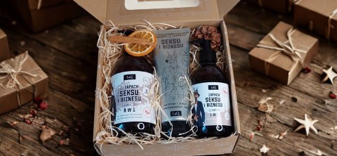 Świąteczny Zestaw box prezentowy dla mężczyzny kosmetyki żel szmpon