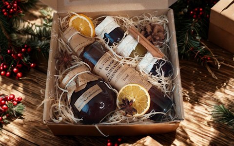 Świąteczny zestaw box prezentowy, syrop, konfitury, miód