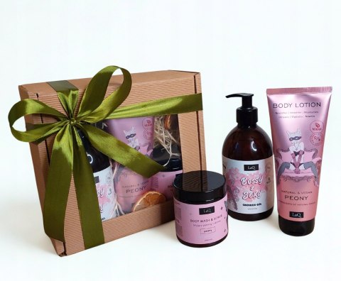 Zestaw box prezentowy dla niej kosmetyki