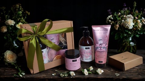 Zestaw box prezentowy dla niej kosmetyki