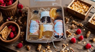 Zestaw prezentowy box syropy miód konfitura